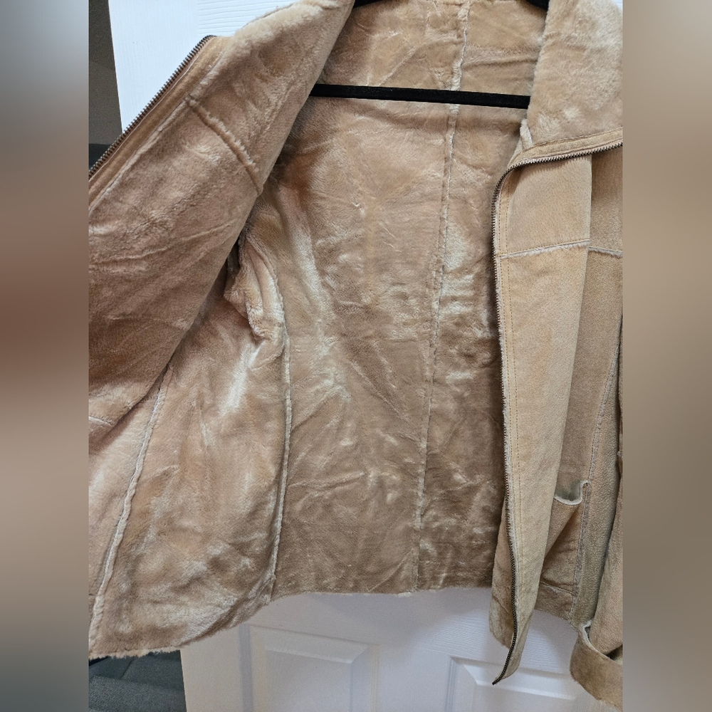 Winlit Women's Suede Jacket, Tan, Size L - Picture 9 of 14